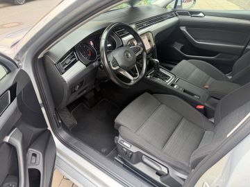 Volkswagen Passat Variant - 8