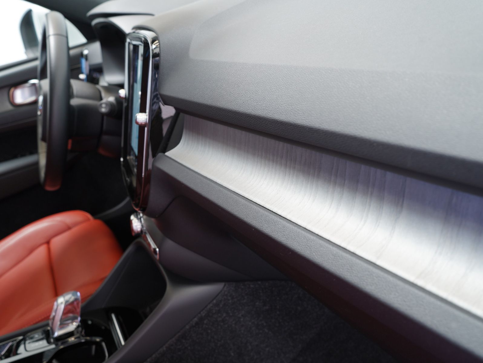 Fahrzeugabbildung Volvo XC40 T3 Inscription LED/NAVI/ACC/LEDER/PANO