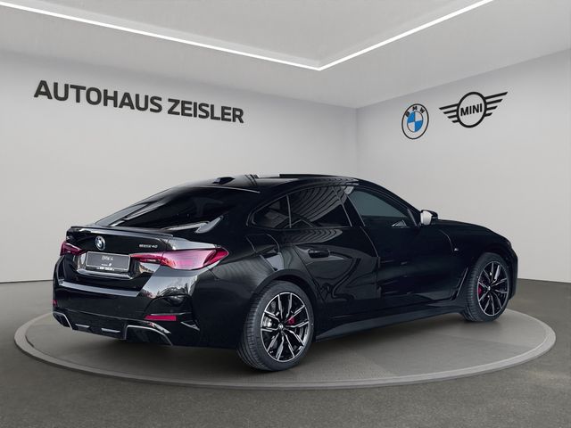 Foto Nummer 2: BMW i4