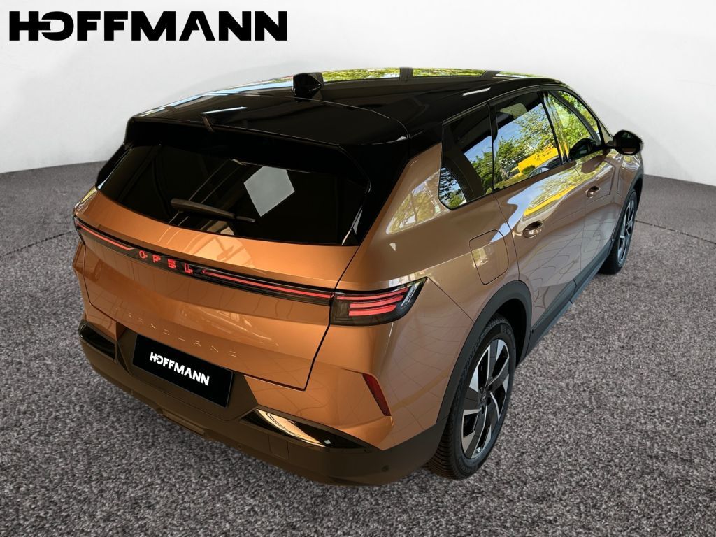 Fahrzeugabbildung Opel Grandland 1.2 DI Hybrid 48 V Automatik GS (K)