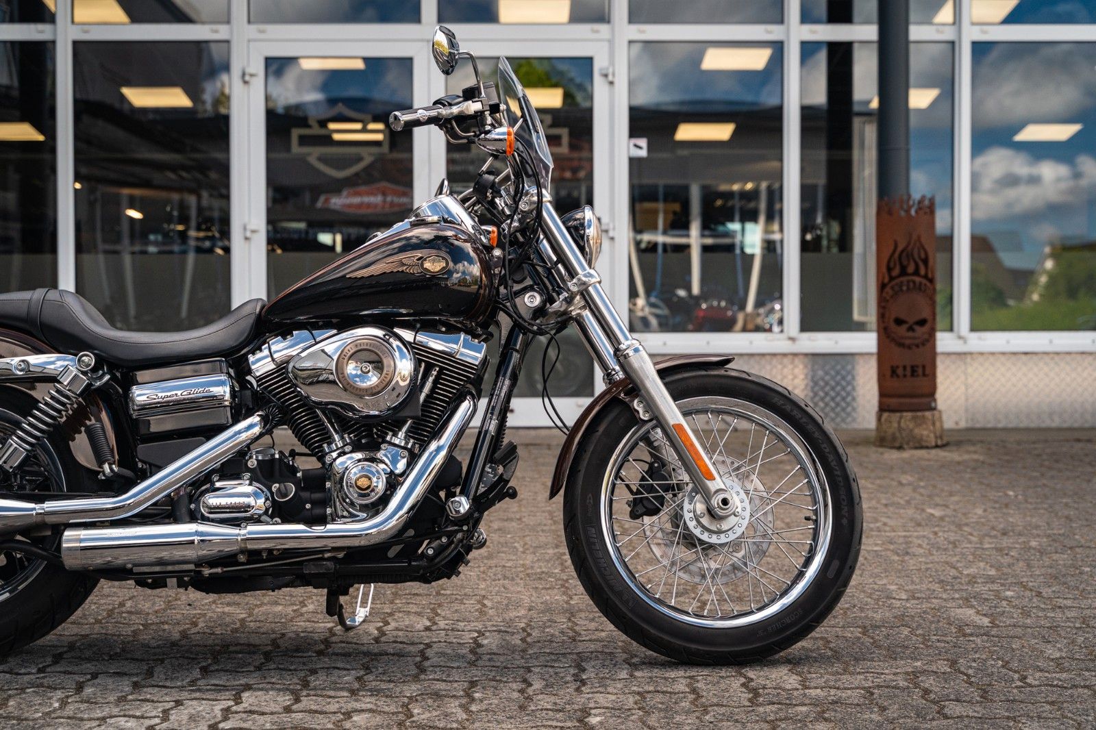 Fahrzeugabbildung Harley-Davidson Dyna Super Glide Anniversary FXDC - KESSTECH