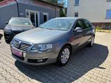 Volkswagen Passat Lim. Comfortline Automatik Top Zustand - Volkswagen Passat aus 2006