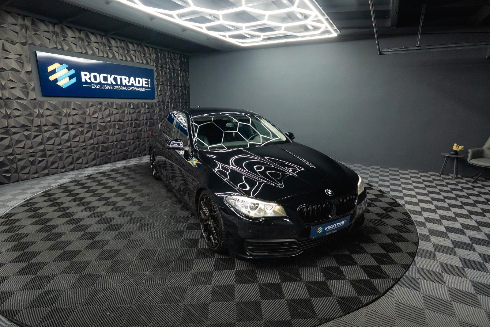 Fahrzeugabbildung BMW 535i Sport Limousine *20Zoll*REMUS*Eibach*380PS*