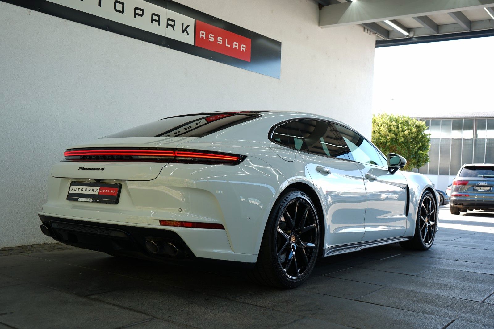 Porsche Panamera 4 E-Hybrid/SportDesign/SpAbgas/Pano/HUD imagem 3