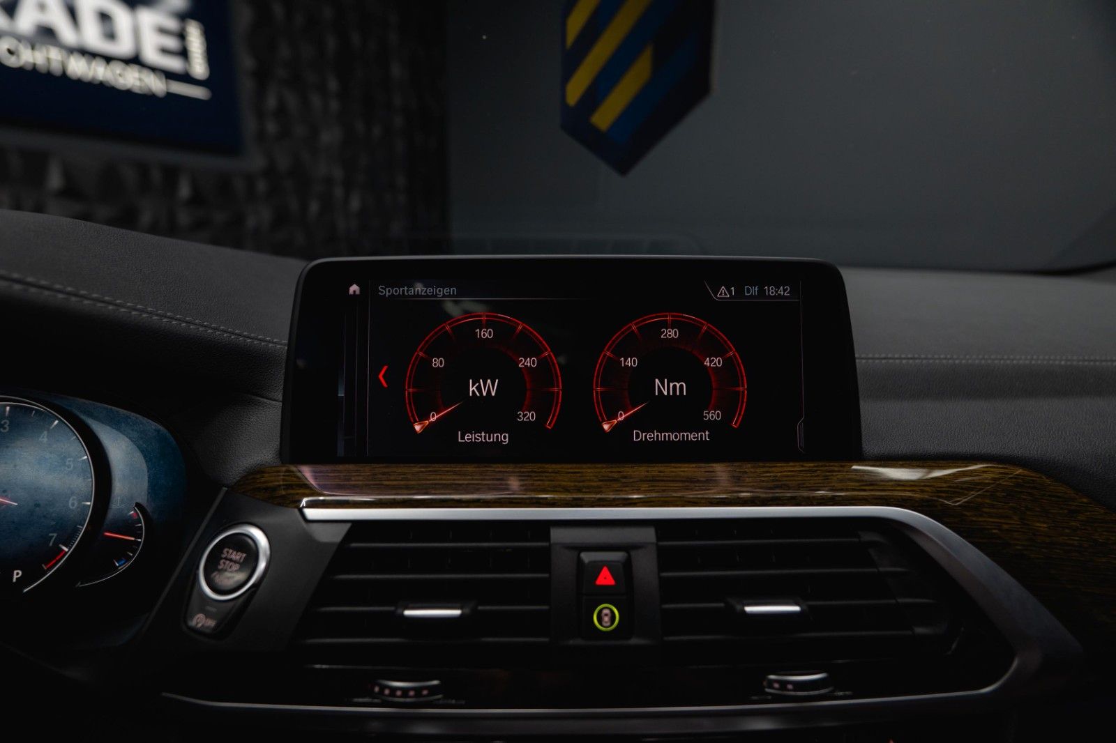 Fahrzeugabbildung BMW X4 M40i M Performance Shadow Line | Pano | LED