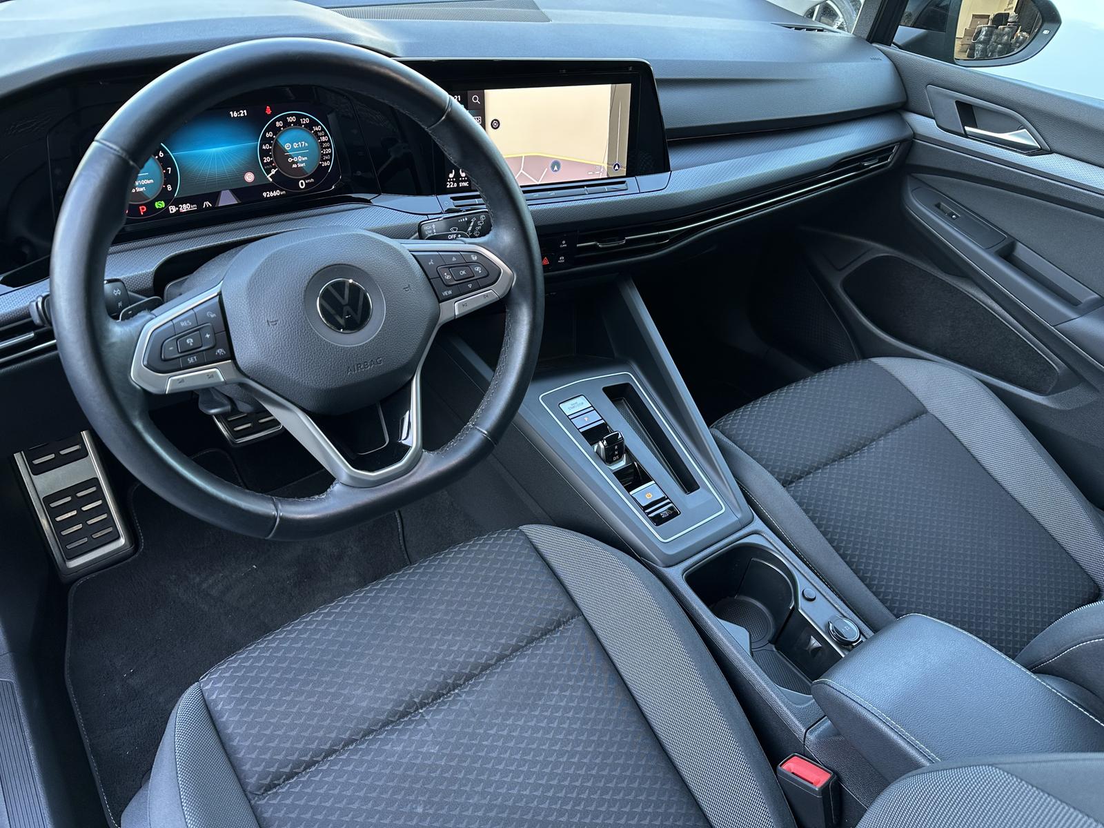 Volkswagen Golf VIII 1.5 eTSI DSG Active NAV+LED+PLA+17ZOLL, миниатюра 7