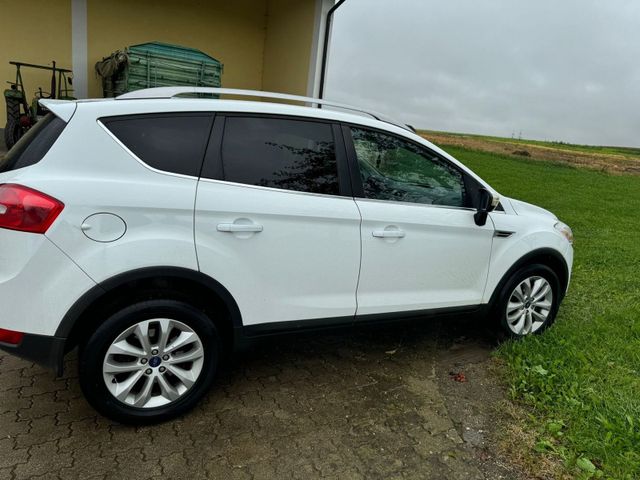 Ford Kuga 2.0TDCI           4x4