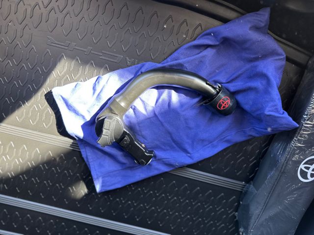Toyota C-HR Hybrid 2,0l FWD Teamplayer *AHK*
