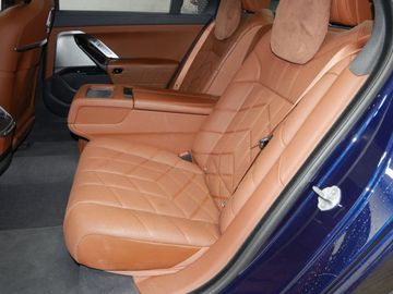 BMW 740 - 10