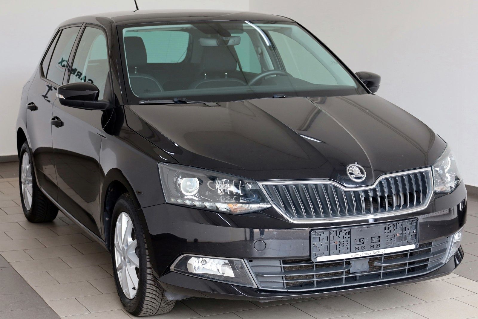 Fahrzeugabbildung SKODA Fabia Ambition PDC,Apple CarPlay,SR+WR
