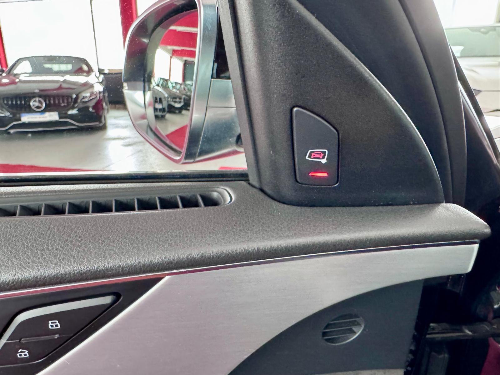 AUDI S8 - 4.0 - 519 ch - CARNET ENTRETIEN - CERAMIQUE AV AR