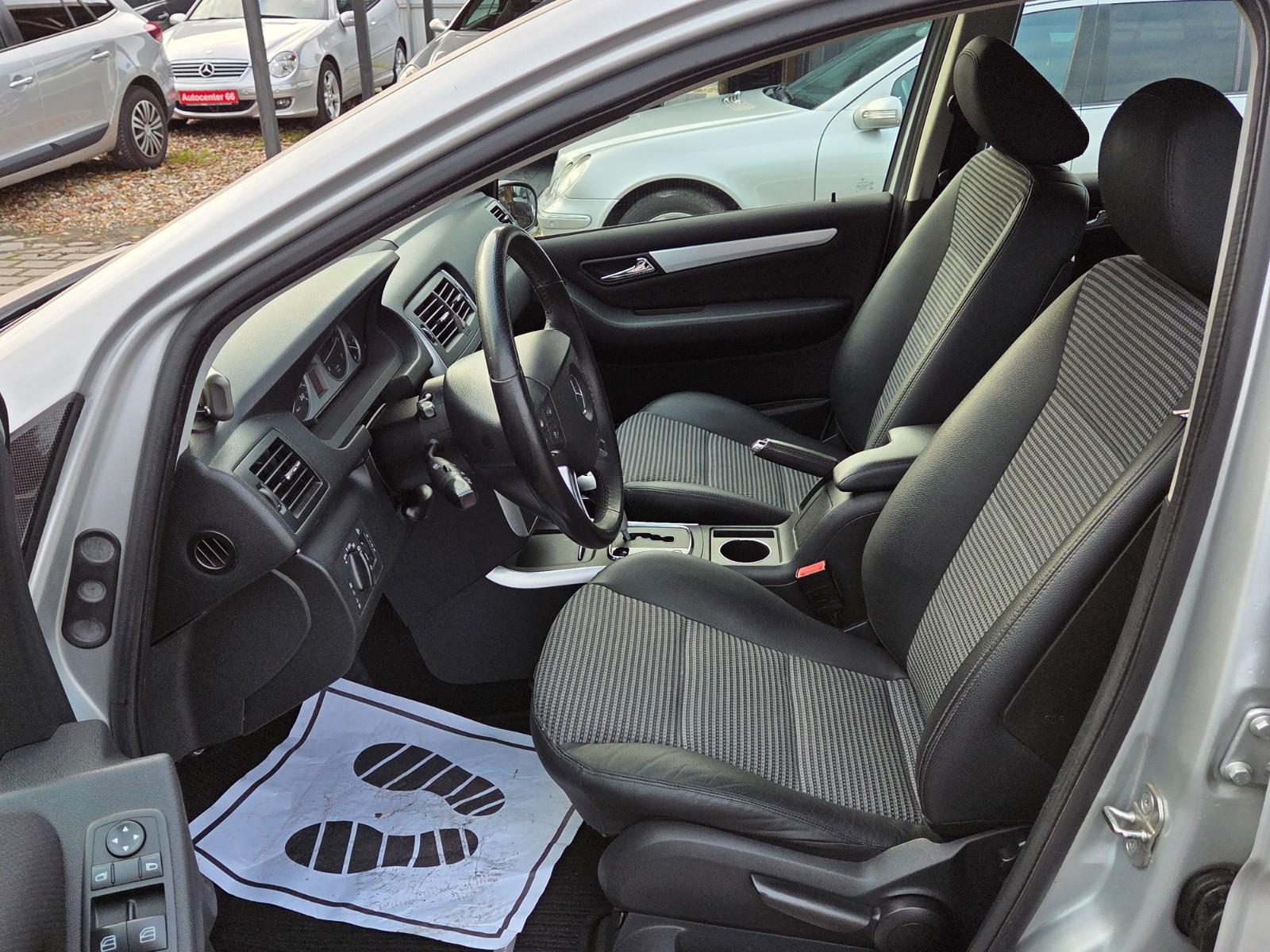 Mercedes-Benz B170 2008 — photo 11