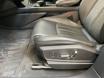 Audi Q8 e-tron - 10