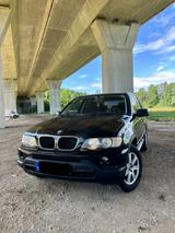 BMW 3.0i - gebrauchte BMW X5 aus dem Jahr 2001