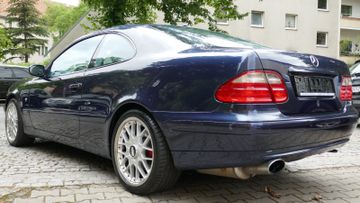 Fahrzeugabbildung Mercedes-Benz CLK 430 AVANTGARDE V8