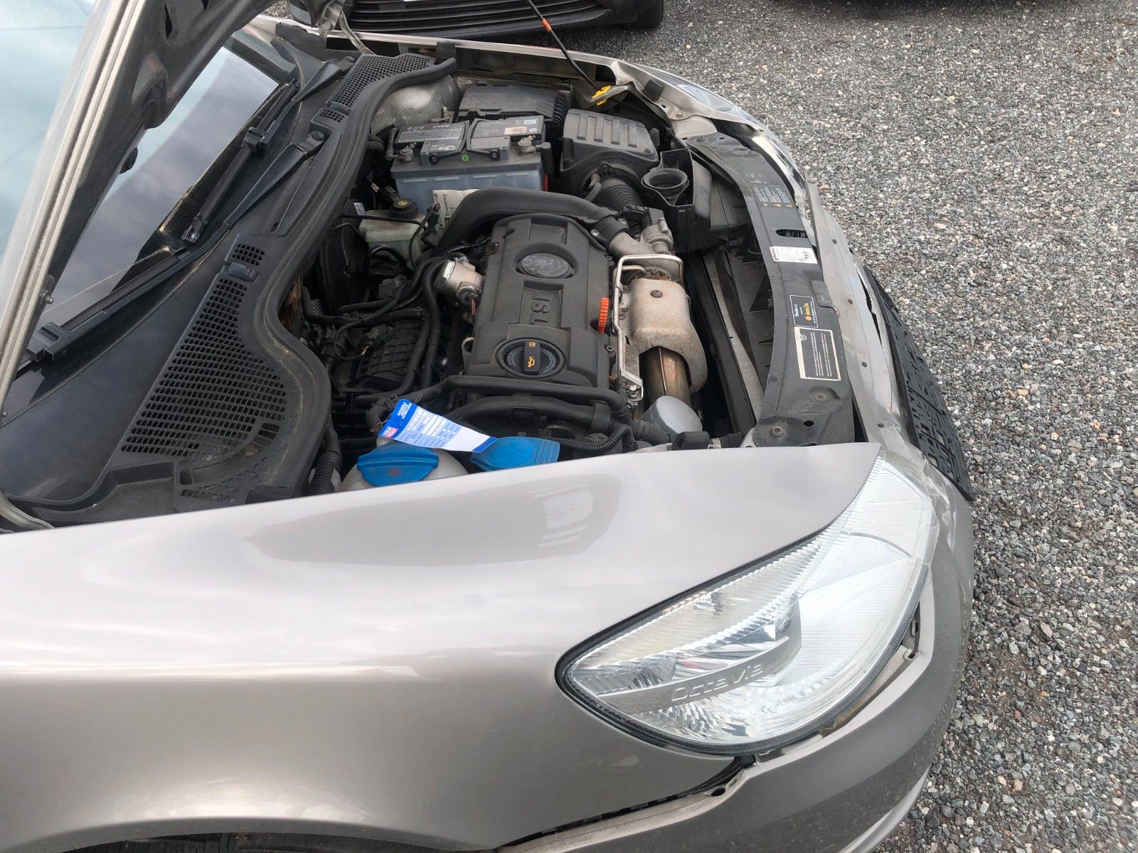 Fahrzeugabbildung SKODA Octavia Combi Elegance Unfall Front