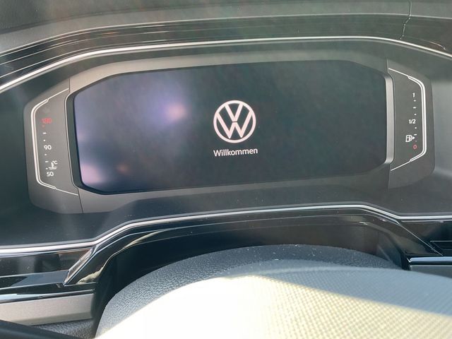 Polo 1.0 TSI DSG R-Line KAMERA NAVI MATRIX-LED