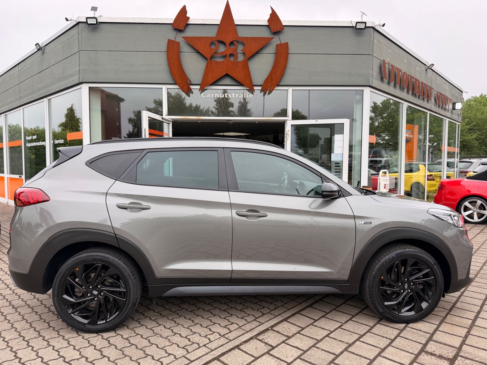Hyundai TUCSON - 1