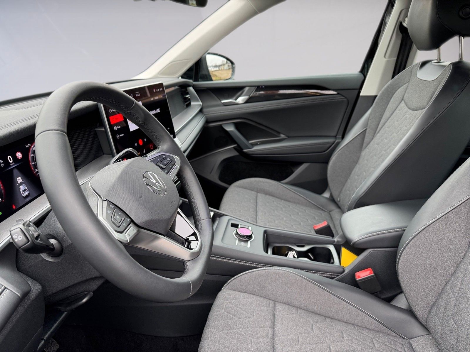 Fahrzeugabbildung Volkswagen Tayron 1.5 eTSI Life
