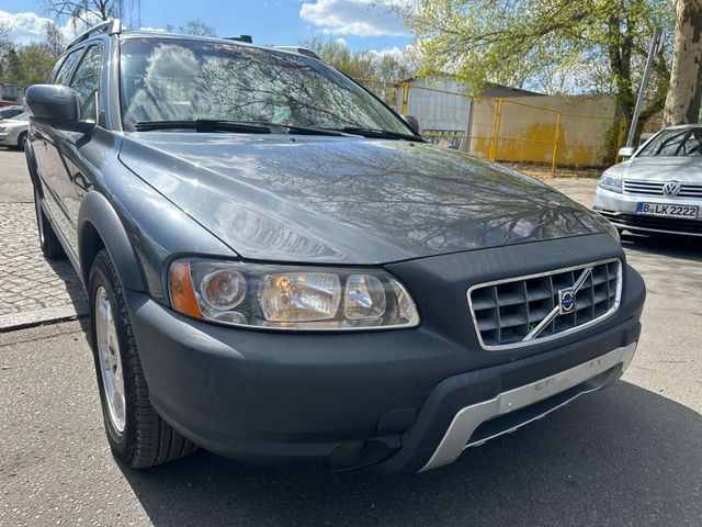 Volvo XC 70 XC70 D5 AWD Momentum* Automatik* 185 PS*