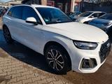 Audi Q5 40 TDI quattro S line Business