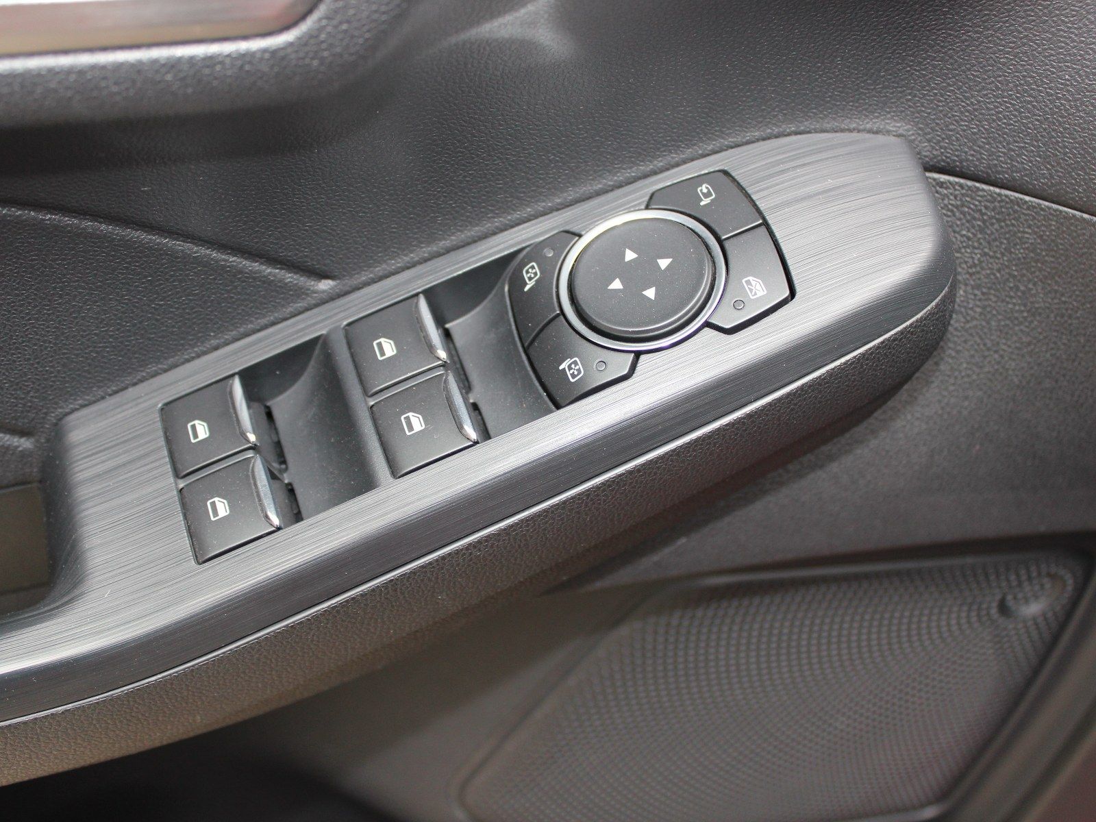 Fahrzeugabbildung Ford Kuga Plug-In Hybrid Titanium X 2,5 Duratec