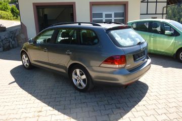 Volkswagen Golf - 4