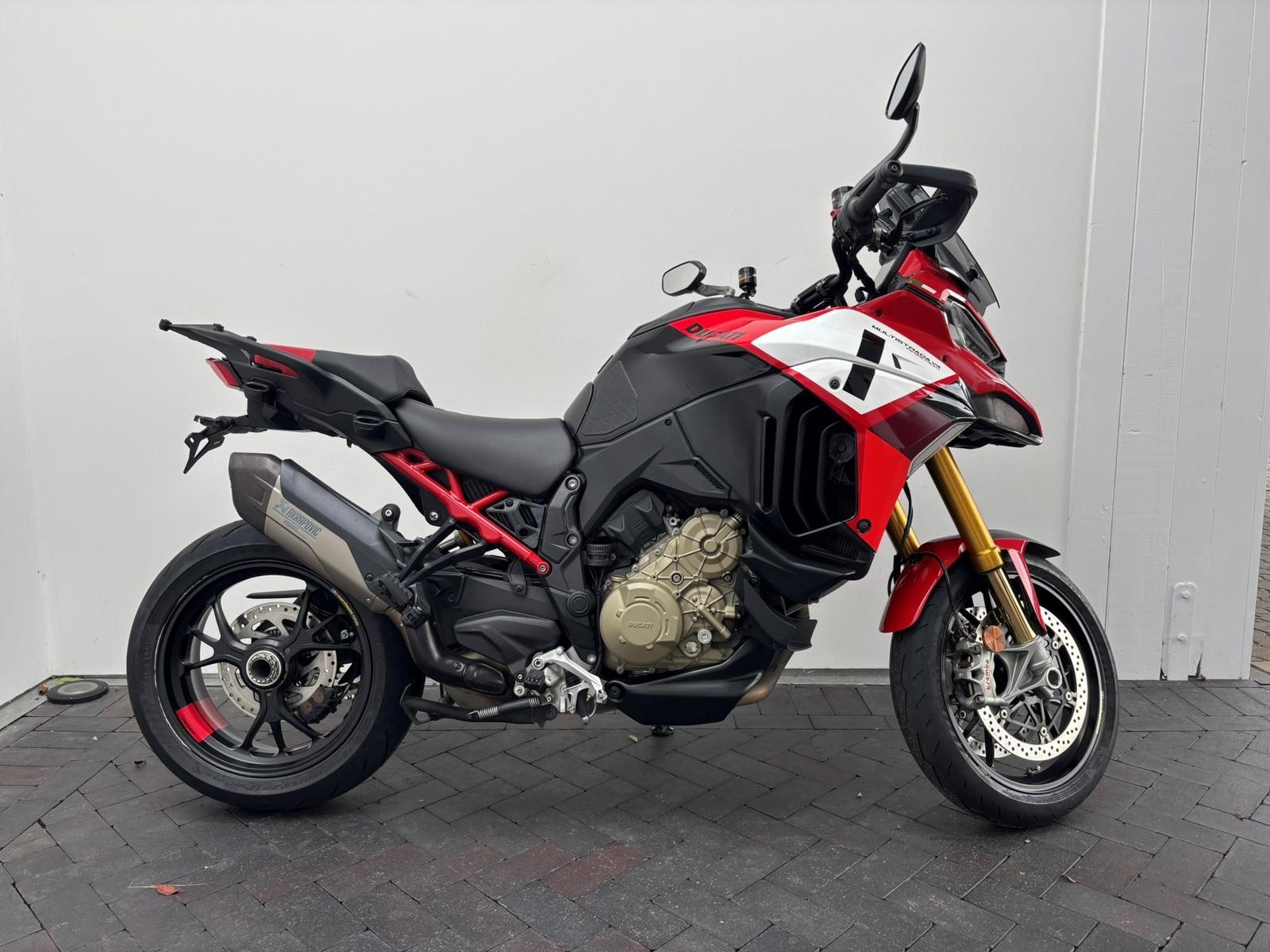 Ducati Multistrada V4 Pikes Peak Jetzt kaufen und