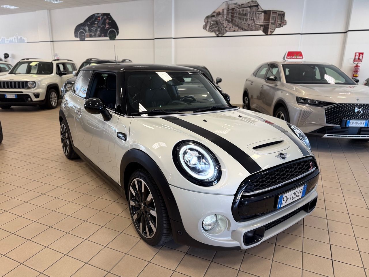 MINI Mini 2.0 Cooper S Delaney Edition imagem 3