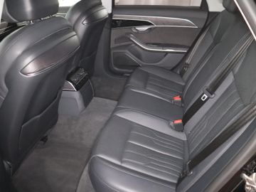 Audi A8 - 9