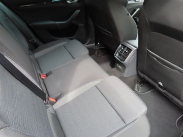 Fotografie 9 des Skoda Octavia Combi 1.5 TSI mHEV 110 kW Selection 5J.G