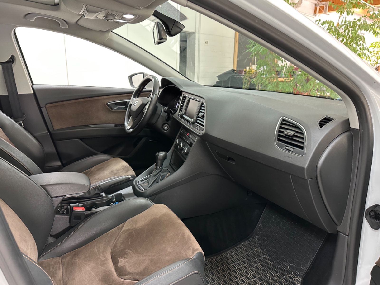 Fahrzeugabbildung SEAT Leon ST X-Perience 4Drive