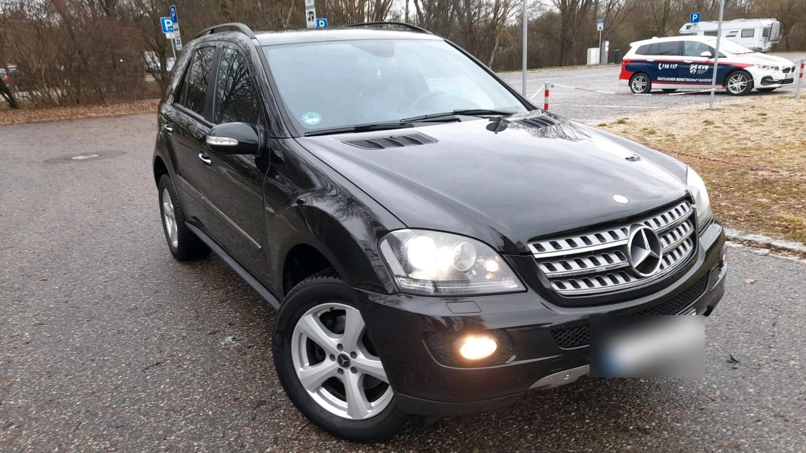 Mercedes-Benz ML 320