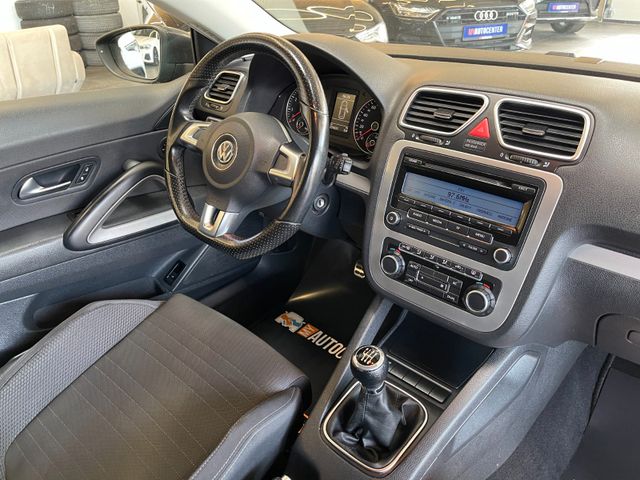Volkswagen Scirocco 1.4 TSI *KLIMAAUTOMATIK*PDC*SPORTSITZE