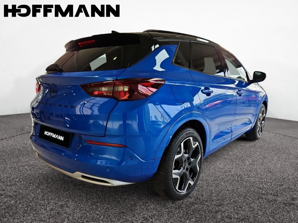 Fahrzeugabbildung Opel Grandland PHEV 4x4 1.6 DI Ultim Night Vision
