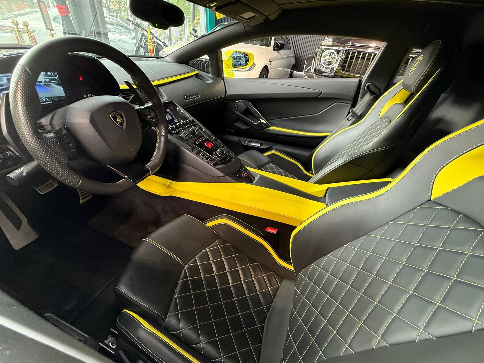 Lamborghini Aventador S foto 19