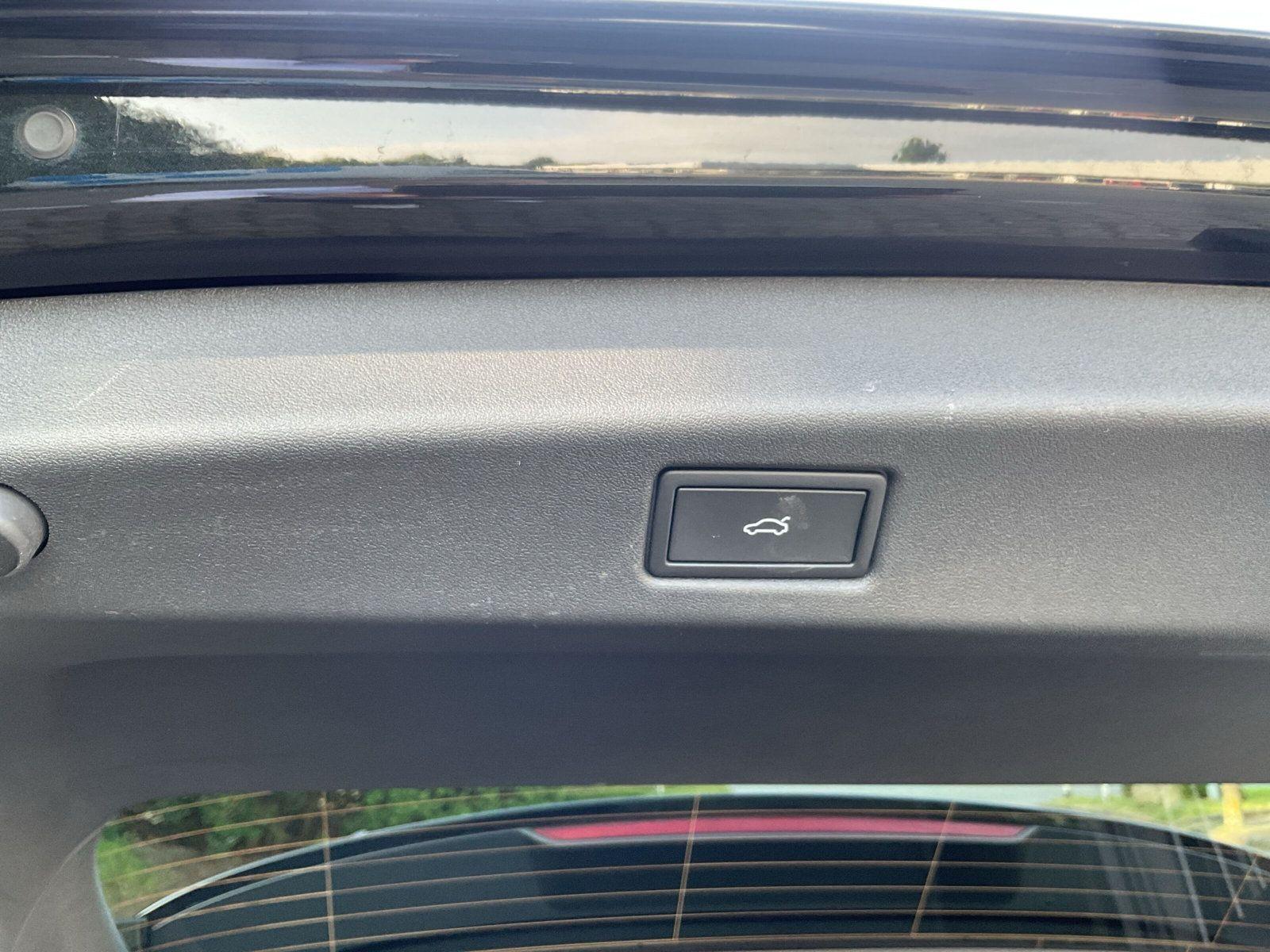 Volkswagen ID.7 Tourer Pro AHK Navi ACC IQLight EasyOpen