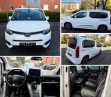 Toyota Proace City 1,5-l-D-4D 96kW L1 Executive Exe... - weiße Toyota PROACE CITY