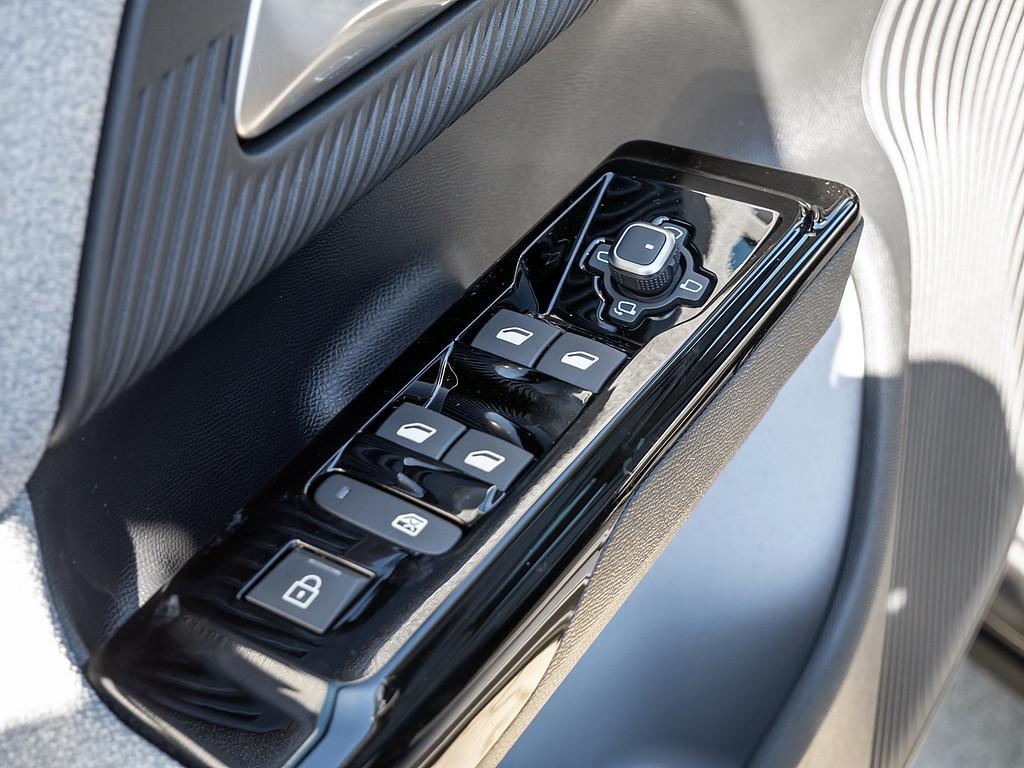 Citroën C5 Aircross Plug In- Hybrid MAX HUD NAVI On Boar