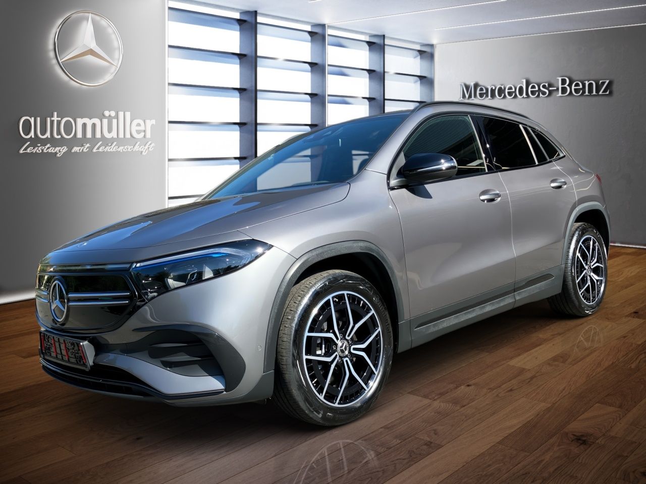 Mercedes-Benz EQA 250 BONUS+AMG+NIGHT+KEYLESS+AMBIENTE+LED+KAM