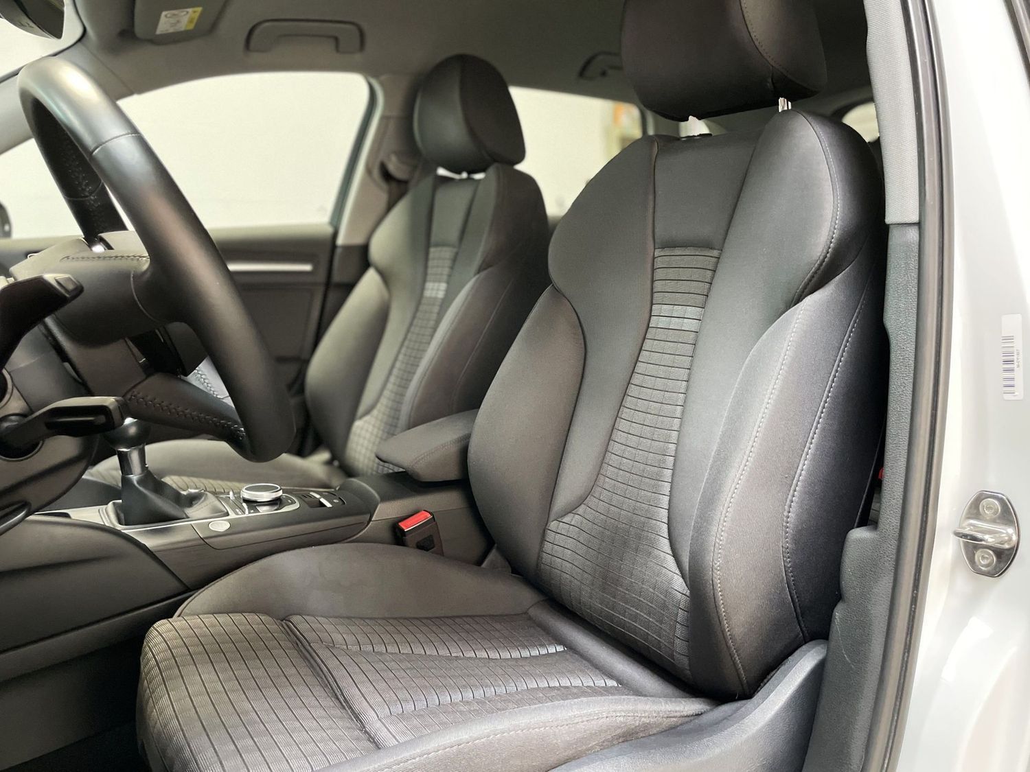 Fahrzeugabbildung Audi A3 30 TDI sport #ACC#Xenon#Virtual#Keyless#Spur#