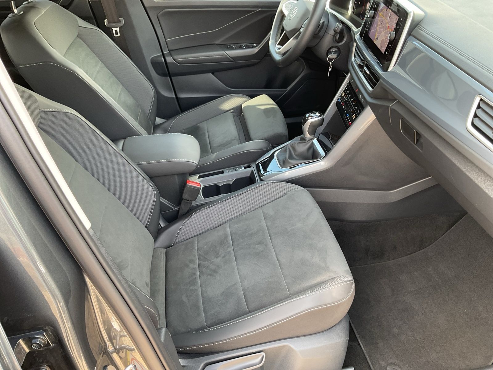 Volkswagen T-Roc - Bild 15