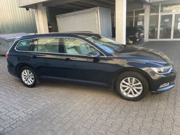 Volkswagen Passat Variant - 4