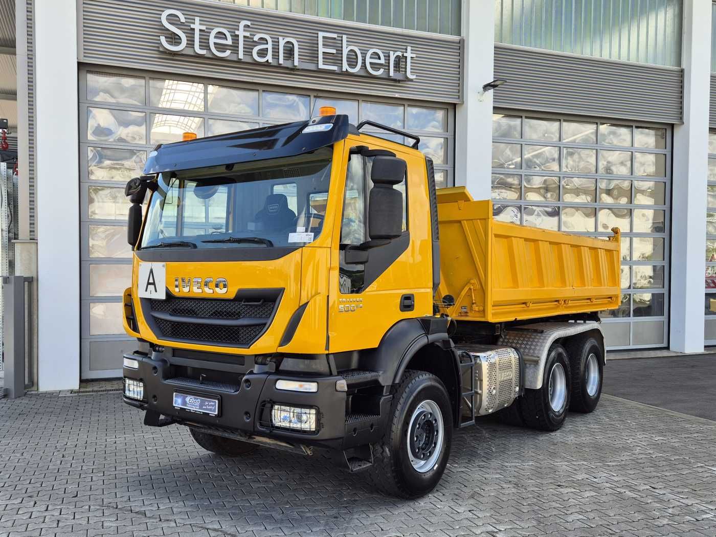 Fahrzeugabbildung Iveco Trakker AD380T50 6x4 Kipper/SZM Wechselsystem