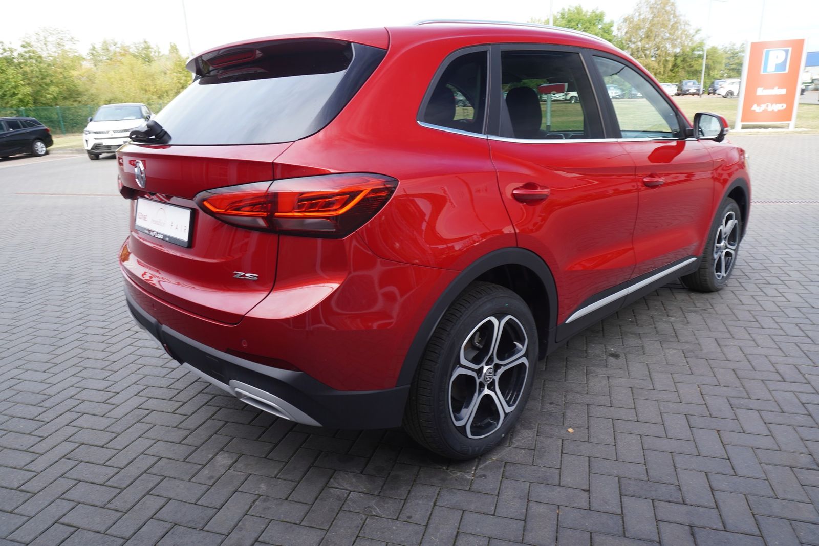 MG ZS