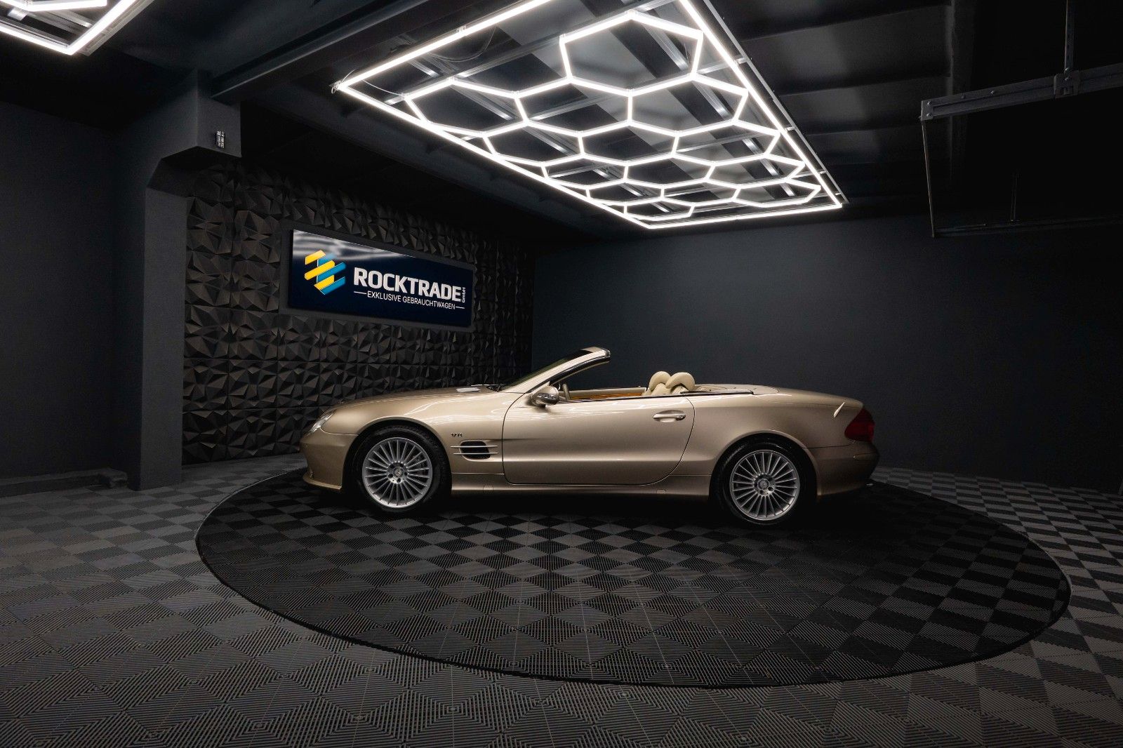 Fahrzeugabbildung Mercedes-Benz SL 500 V8 AMG *Unfallfrei*TÜV NEU*Scheckheft*ABC