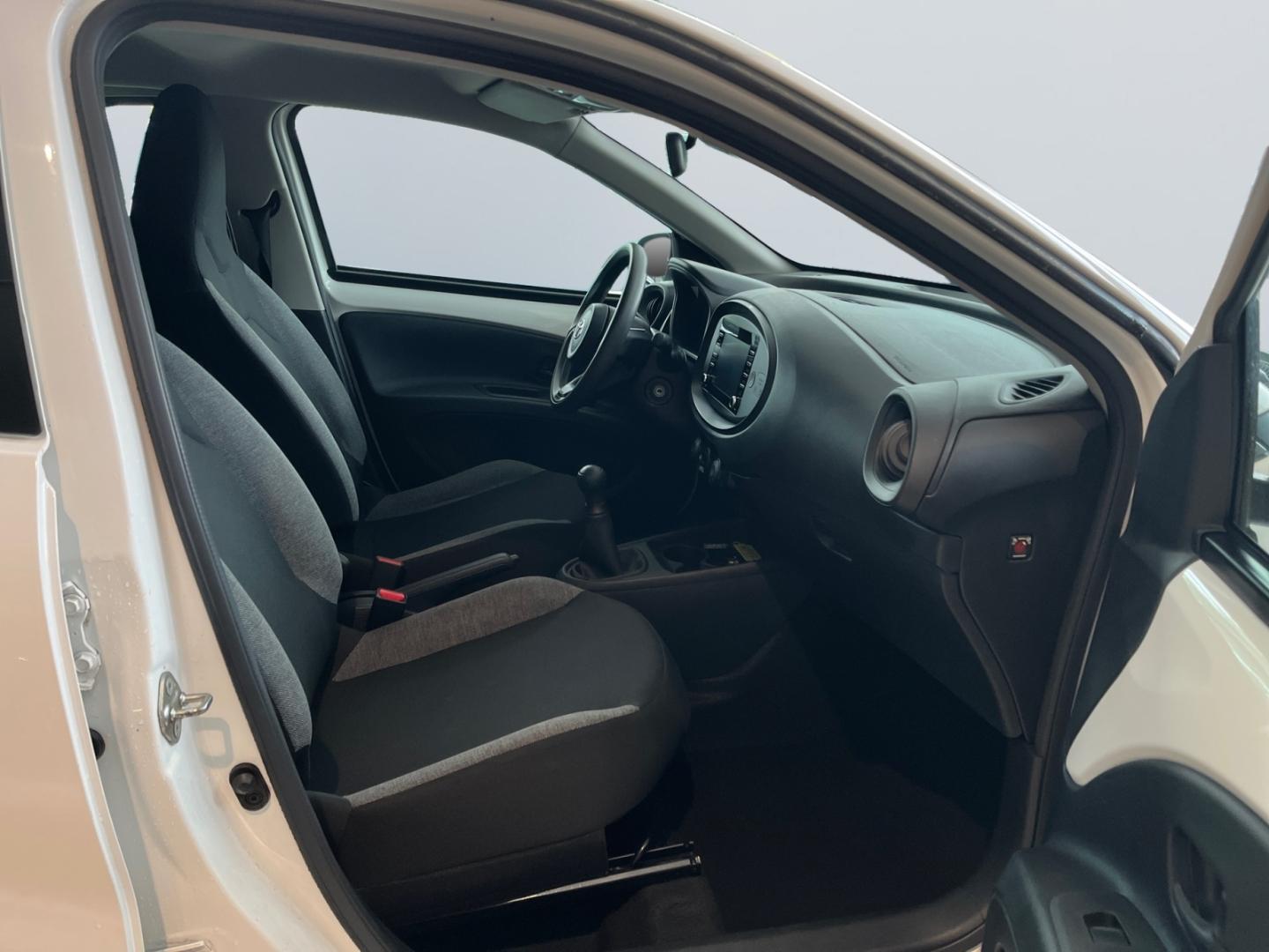 Toyota Aygo X *CarPlay*ACC*DAB*Spurhalte*Notbremsassist, миниатюра 18