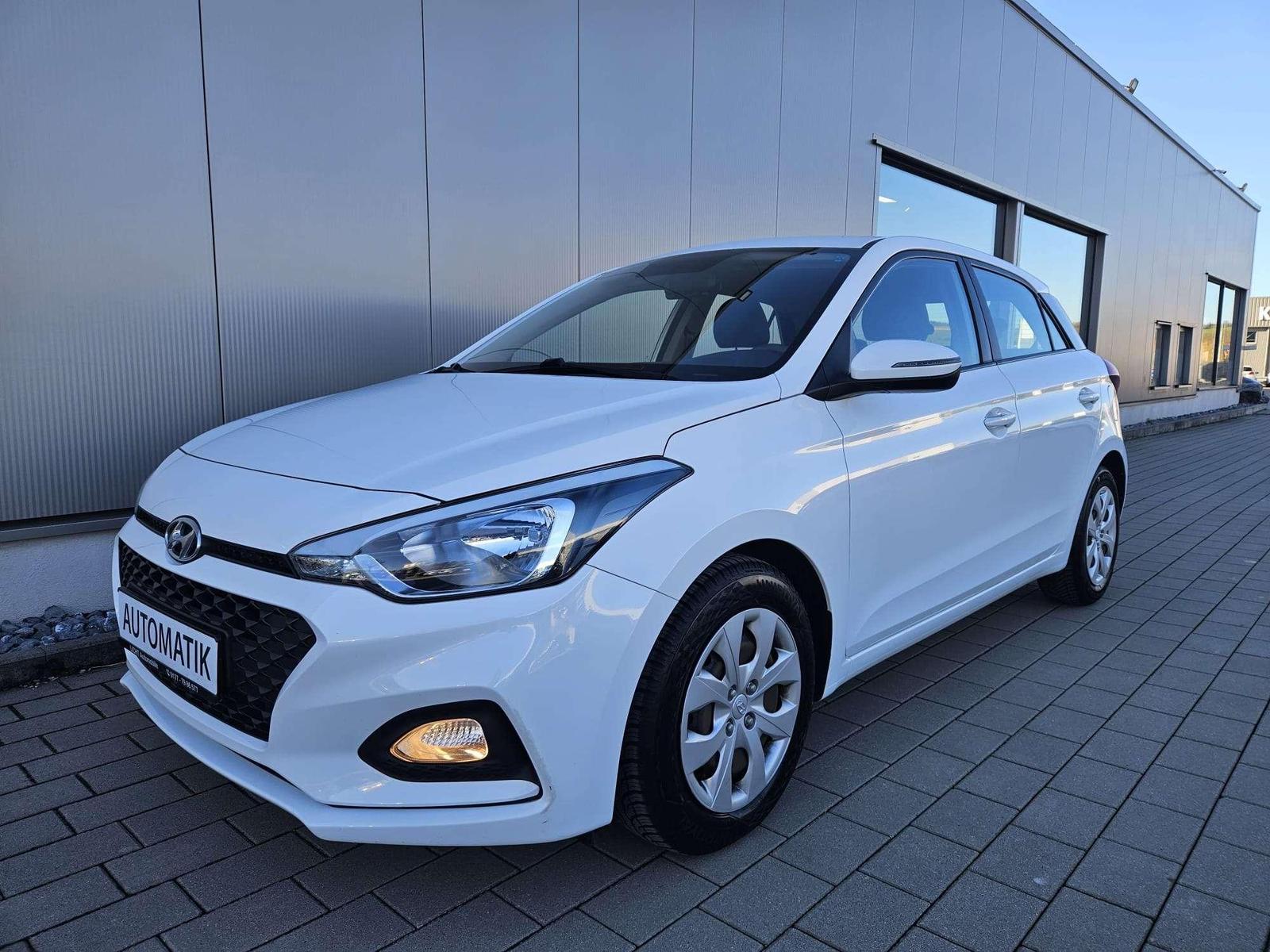 Hyundai i20 Select/1.Hand/Automatik/Scheckheftgepflegt/K