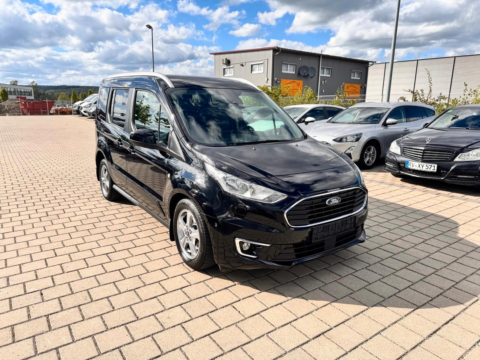 Ford Tourneo Connect Titanium / 2.Hand / TÜV neu