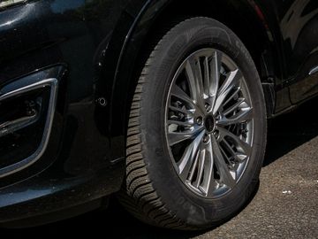 Ford Kuga 2.5 Plug-In Hybrid Vignale 360° Kamera LED